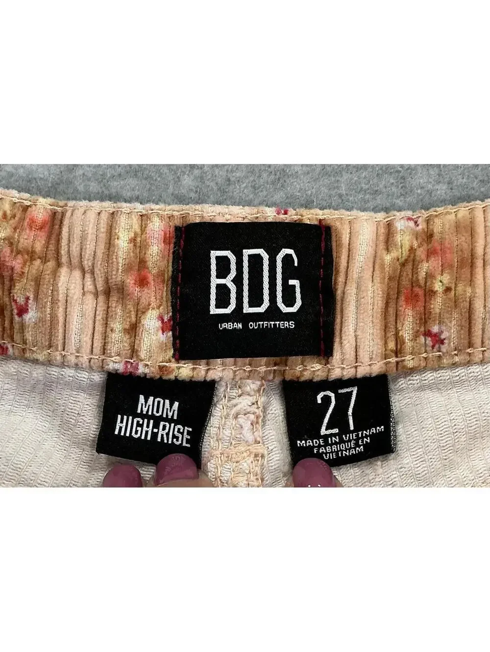 BDG Urban Outfitters Floral Corduroy Mom Jeans Women’s Size 27 Boho‎